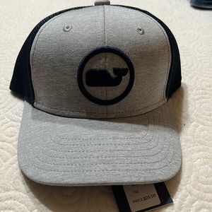 Child’s vineyard vines hat